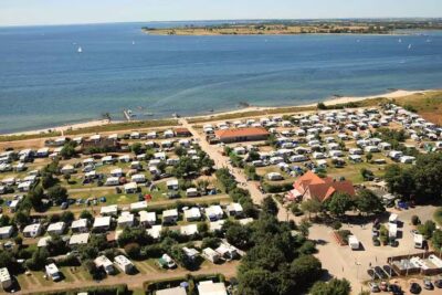 Camping Miramar Campingplatz an der Ostsee aus der Vogelperspektive 400x267
