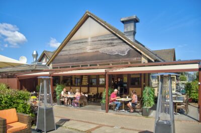 Camping Wulfener Hals Restaurant mit Terrasse auf dem Campingplatz 12def16e b634 4c9d b80f d35e9eb1fdd1 400x265
