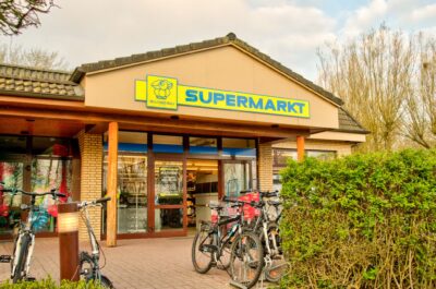 Camping Wulfener Hals Supermarkt auf dem Campingplatz a2f73fb6 f8b5 4bce a57e 9dc08c4887f8 400x265