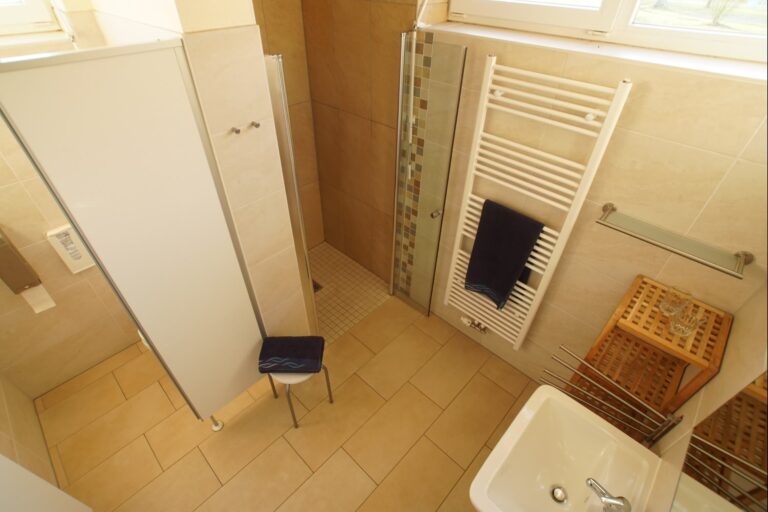 Campingpark LuxOase Mietbadezimmer auf dem Campingplatz ed474871 45d1 489a a3a8 8aeb1c1723fa 768x512