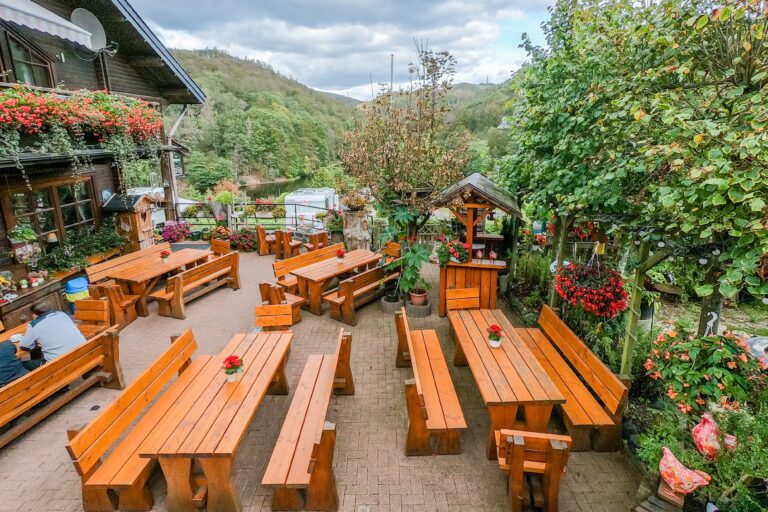 Campingpark Wiesenbeker Teich Biergarten 768x512