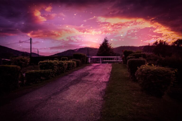 Campingplatz Hetzingen Gelaende vom Campingplatz im Morgenrot 768x512