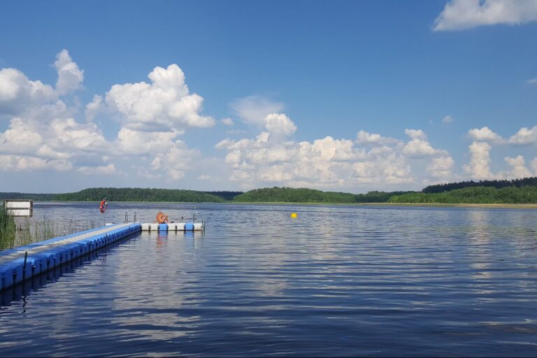 FKK Ferienidyll am Raetzsee FKK Badebereich des Campingplatzes 768x512