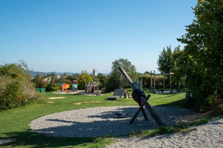 Hegi Familien Camping Spielplatz 768x512