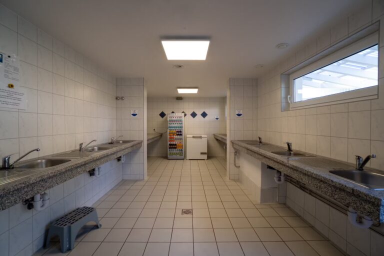 Hegi Familien Camping Spuelkueche 768x512