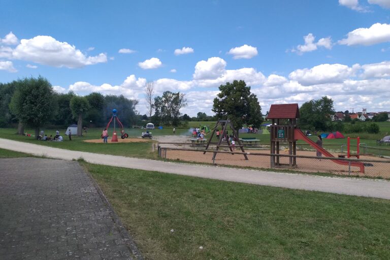 Kon Tiki Familienzeltplatz Muhr am See Campingplatz Park 768x512