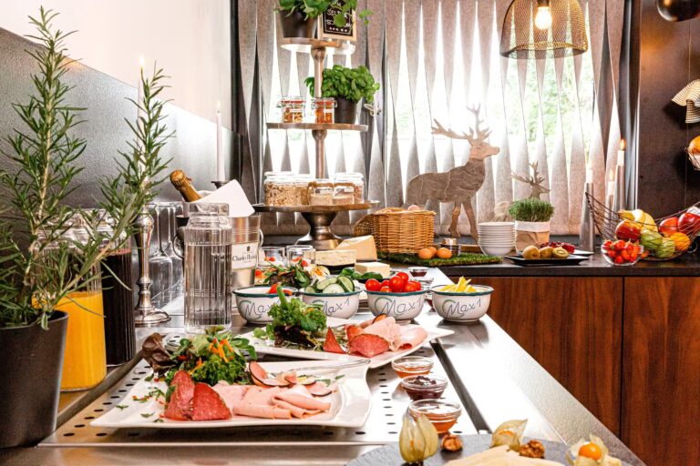 Kur und Feriencamping Max 1 Fruehstuecksbuffet 5245d7e5 49dc 4217 87e8 aace0d51aab7 768x512