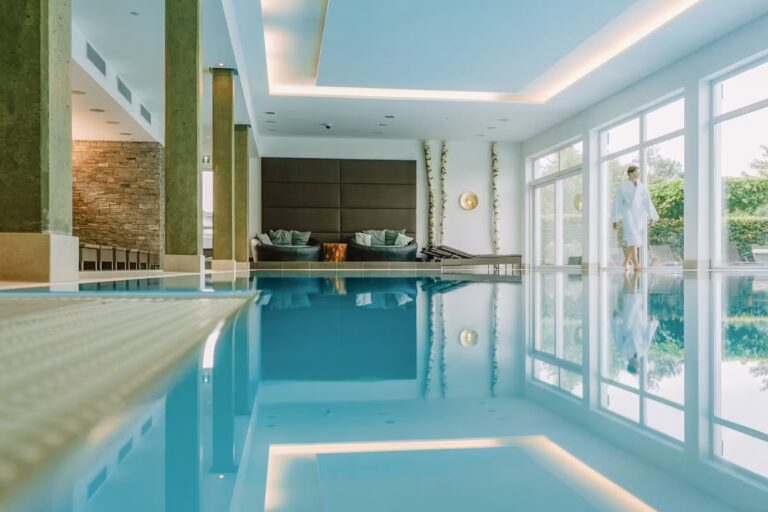 Kur und Feriencamping Max 1 Innenansicht Innenpool 17920669 009f 4c3f 9c24 632430c85804 768x512