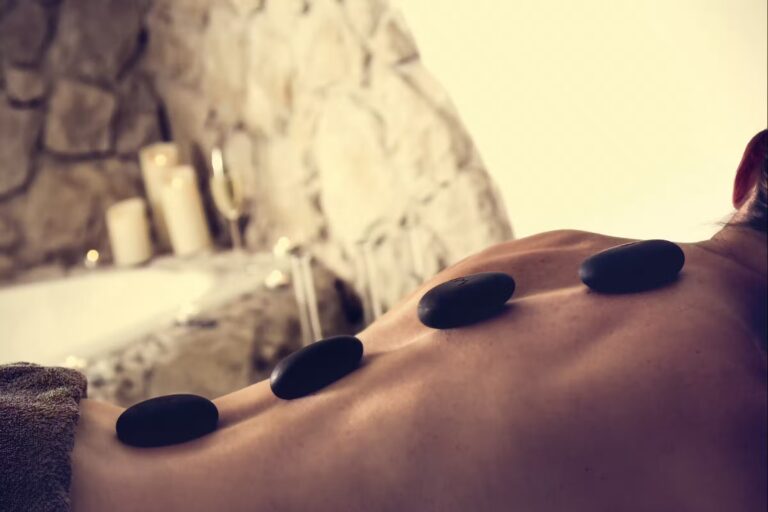 Kur und Feriencamping Max 1 Massage mit heissen Steinen 1374d1db 4ee0 47d1 826e cad4cd05cb41 768x512