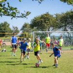 Rosenfelder Strand Ostsee Camping Kinder spielen Fussball auf dem Campingplatz 78e8a69f 9cae 43f6 88e0 7a5dd269ebae 150x150