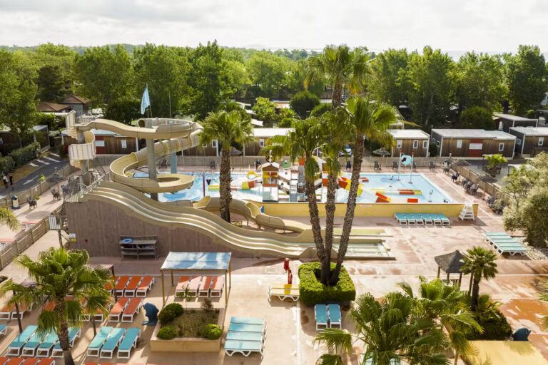 Sunelia Les Sablons Blick auf das Freibad mit Rutschen 933b2070 c7bb 4819 8105 7a814bc5b162 768x512