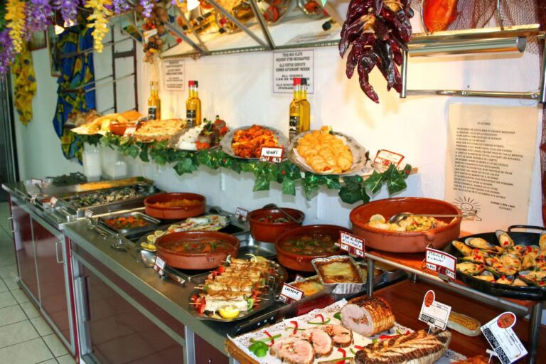 Yelloh Village Le Brasilia buffet auf dem Campingplatz 3d931281 5795 4be6 810b e4f588486d2d 768x512