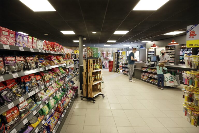 Camping De Paal Supermarkt auf dem Campingplatz 5da8ee04 d8b2 4f10 960d e28aef545c0f 768x512