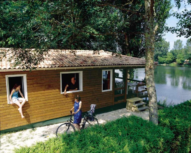 Camping Les Bö-bains - Bild 1