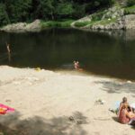 Aire Naturelle De Camping Les Cerisiers - Bild 10
