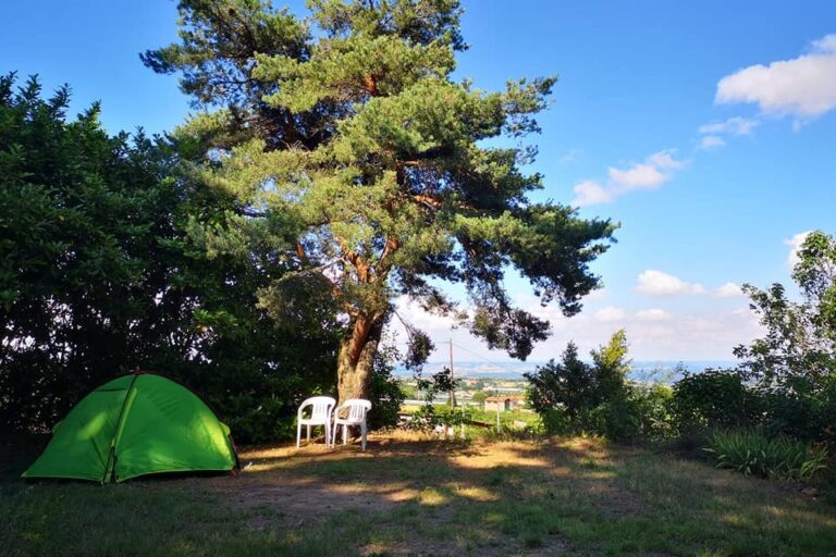 Aire Naturelle De Camping Les Cerisiers - Bild 1