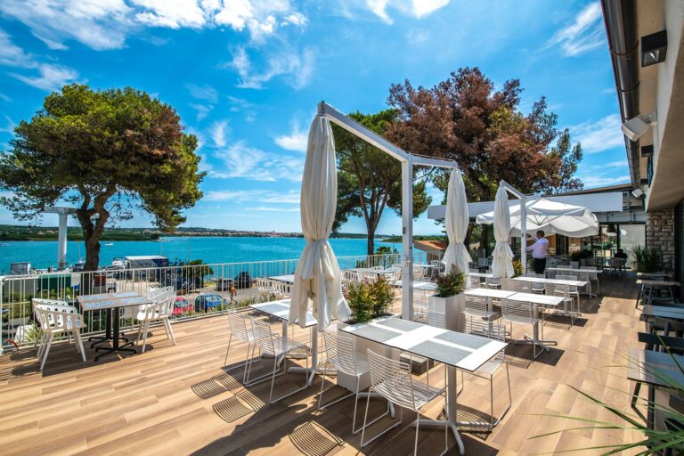 Arena One 99 Glamping - Bild 11