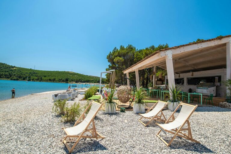 Arena One 99 Glamping - Bild 12