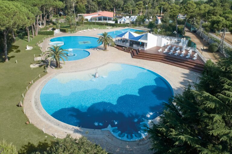 Baia Domizia Camping Village - Bild 1