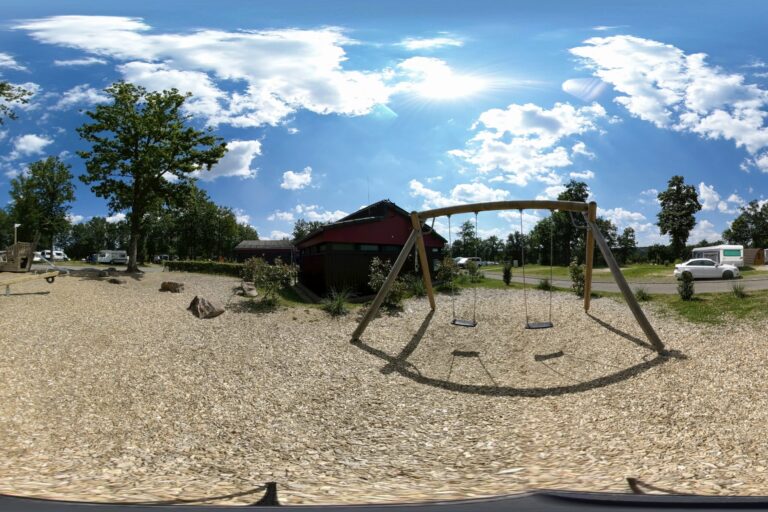 Camping Biggesee-vier Jahreszeiten - Bild 15