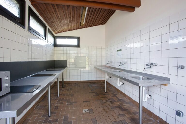 Camping Biggesee-vier Jahreszeiten - Bild 4