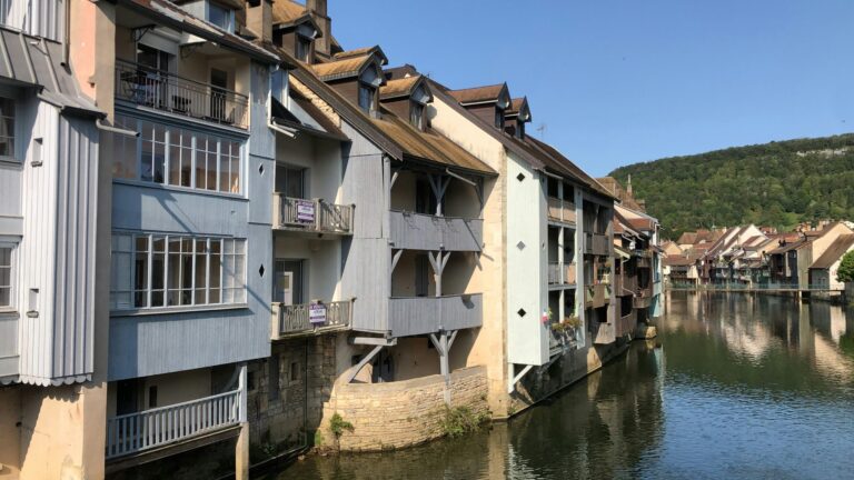 Camping Écologique La Roche D'ully - Bild 14