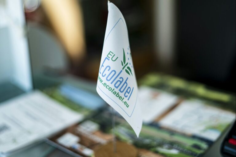 Camping Écologique La Roche D'ully - Bild 15