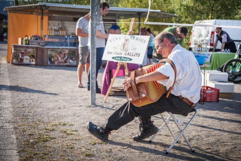 Camping Écologique La Roche D'ully - Bild 20