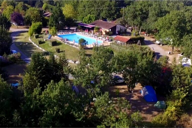 Camping Fontaine Du Roc - Bild 1