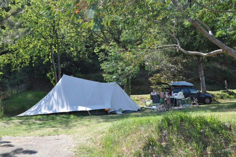 Camping Iserand Calme Et Nature - Bild 10