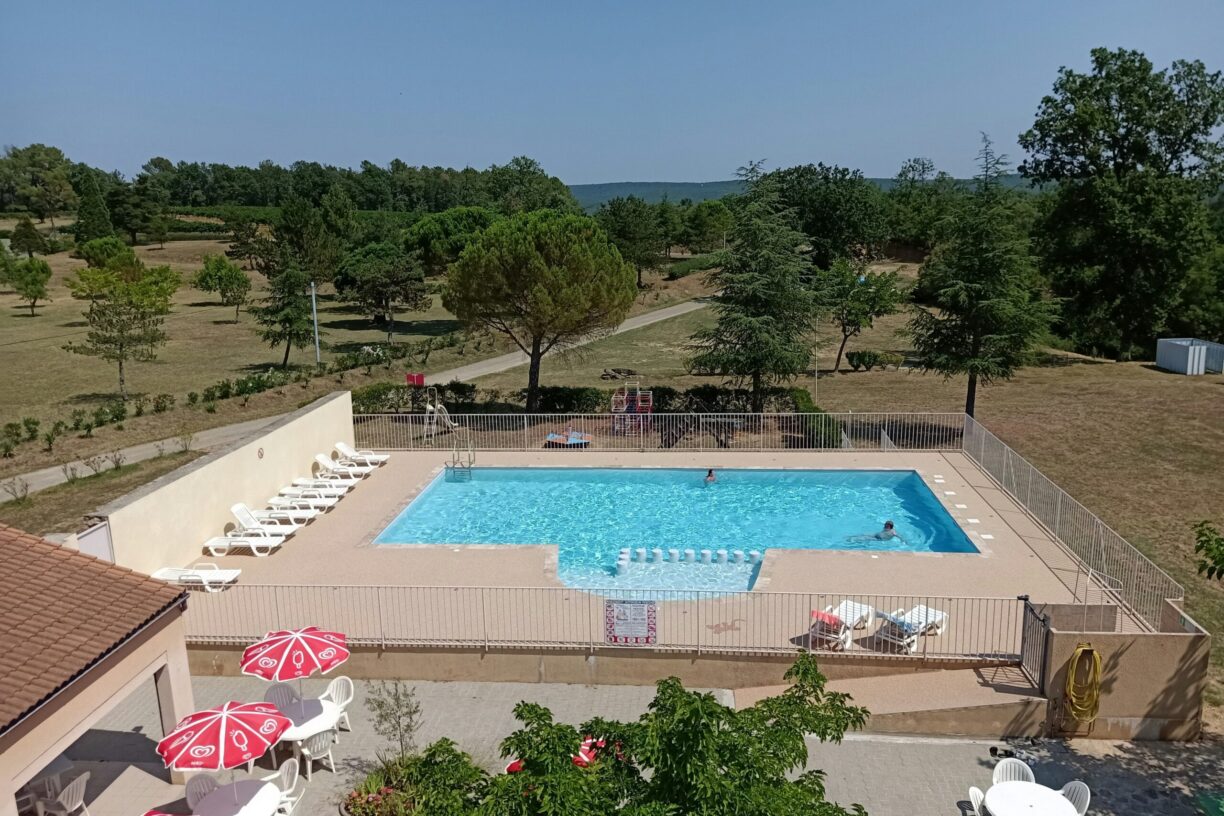 Camping La Rouvière Les Pins - Bild 1 Camping La Rouvière Les Pins - Bild 1