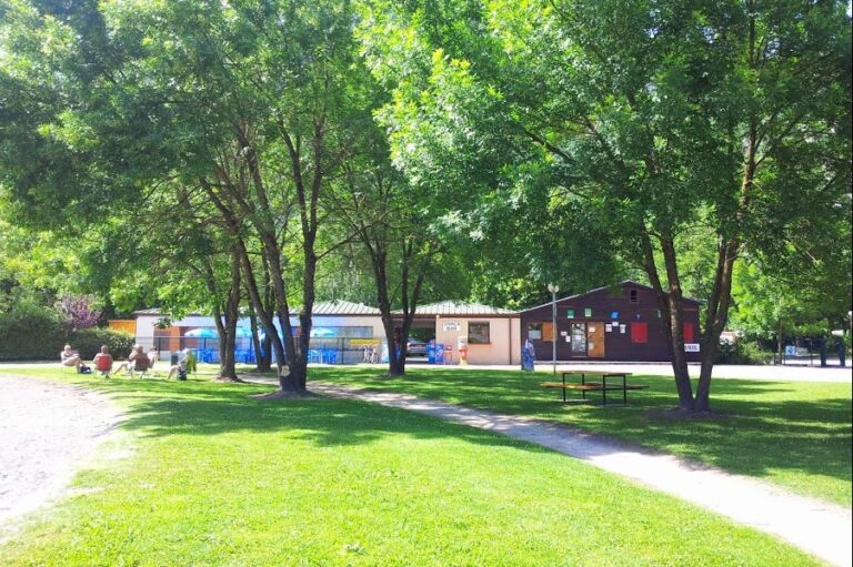 Camping Le Colombier - Bild 2