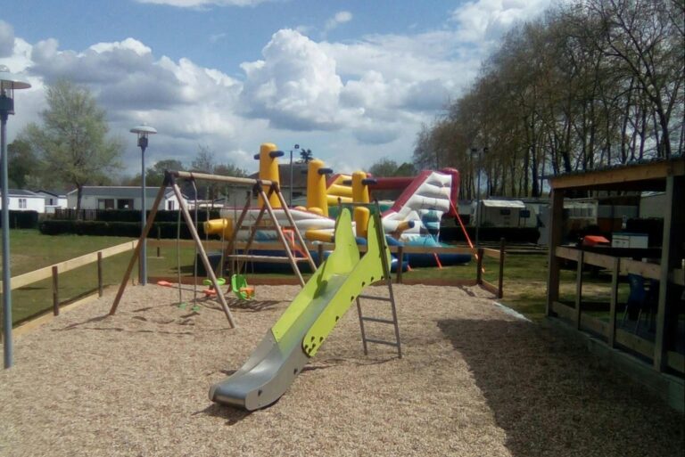 Camping Le Lac Des Varennes - Bild 10