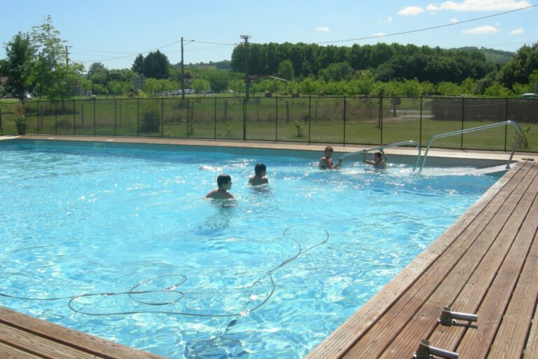 Camping Le Pont De Vicq - Bild 2