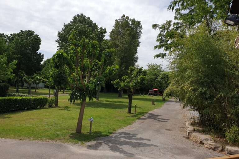 Camping Le Verger De Jastres - Bild 7