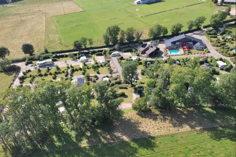 Camping Les 12 Cols - Bild 1