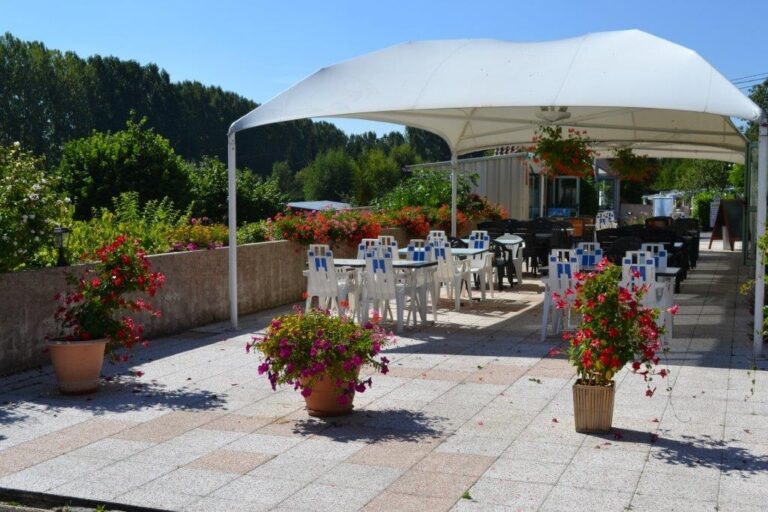 Camping Les Breuils - Bild 8