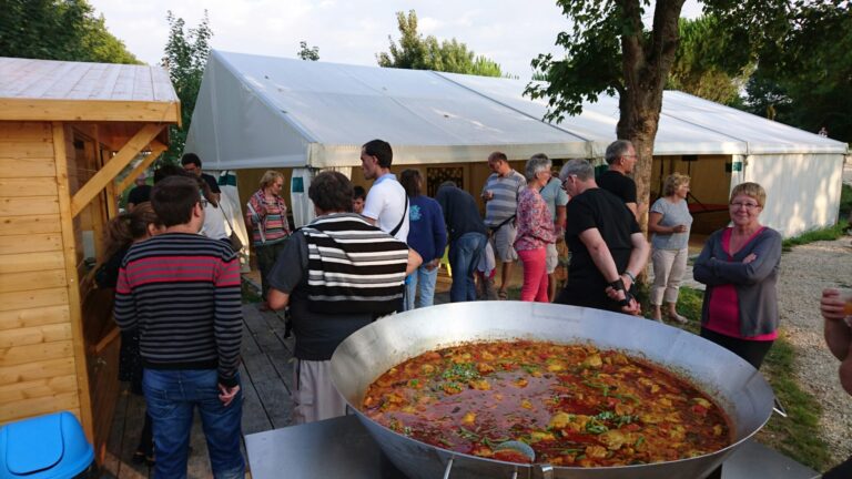 Camping Les Coteaux Du Lac - Bild 14