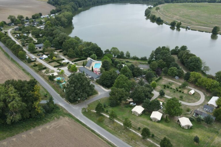 Camping Les Coteaux Du Lac - Bild 2