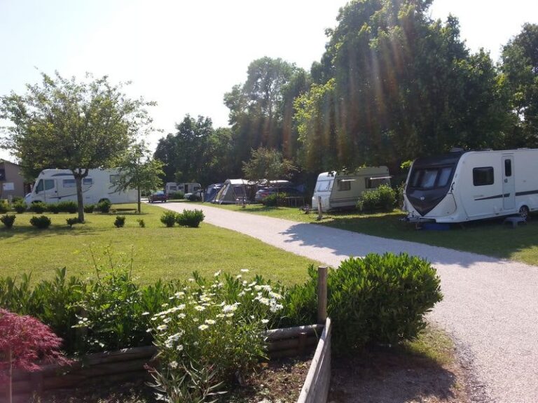 Camping Les Coteaux Du Lac - Bild 5