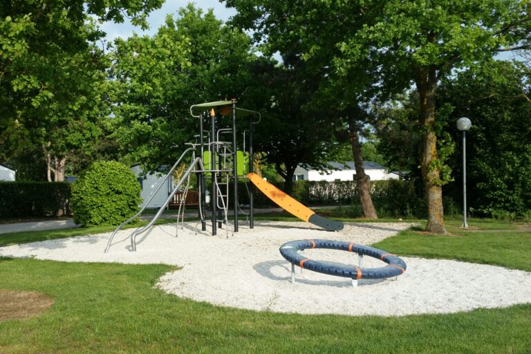 Camping Les Ilots De St. Val - Bild 10