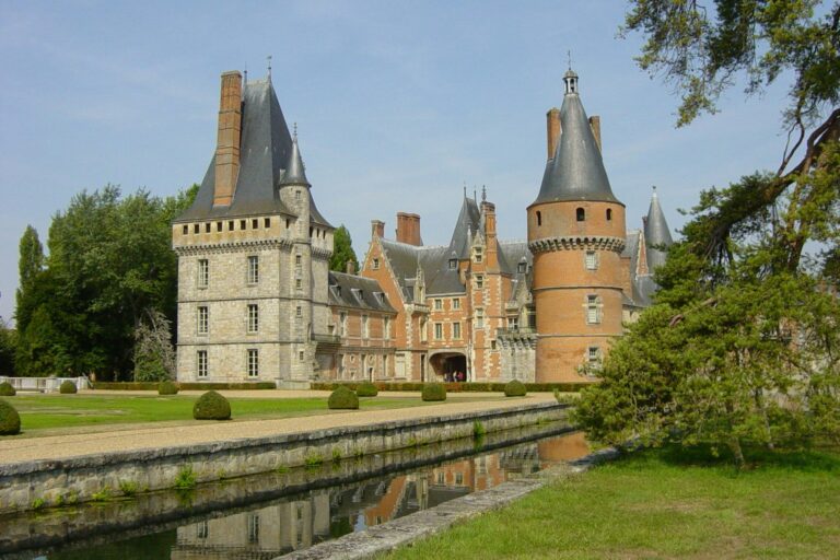 Camping Les Ilots De St. Val - Bild 13