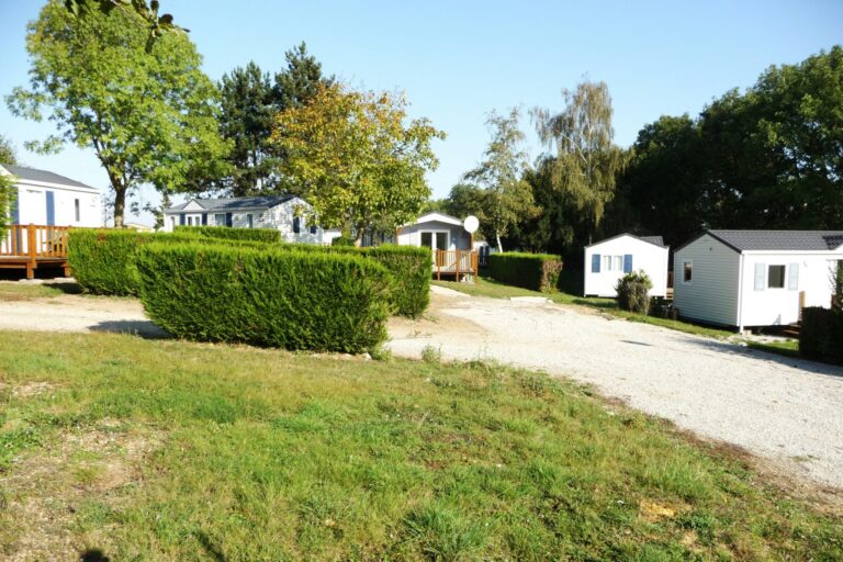 Camping Les Ilots De St. Val - Bild 8