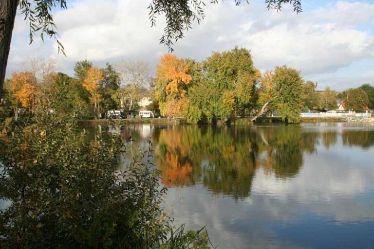 Camping Les Puits Tournants - Bild 12