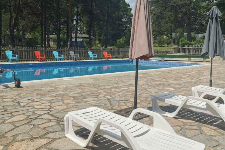 Camping Les Sapins De Corrèze - Bild 9