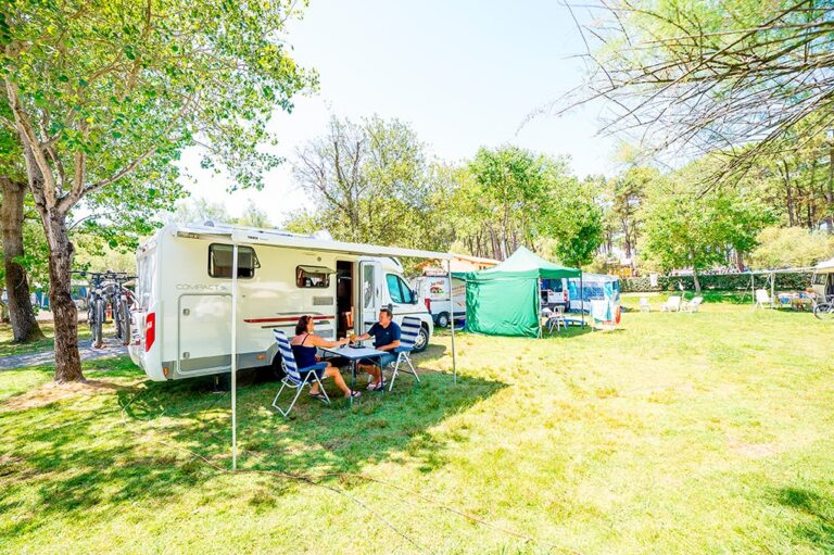 Camping Paradis Albret - Bild 3