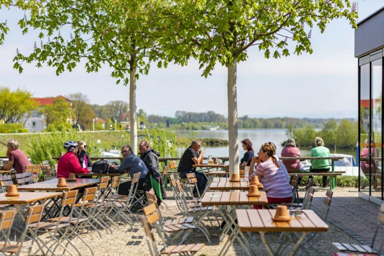 Camping & Pension Au An Der Donau - Bild 14