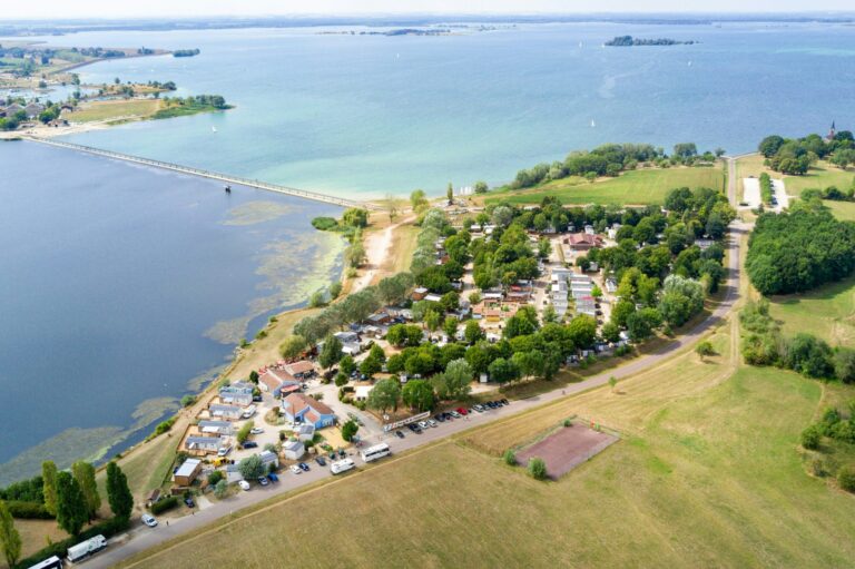Camping Presqu'île De Champaubert - Bild 1