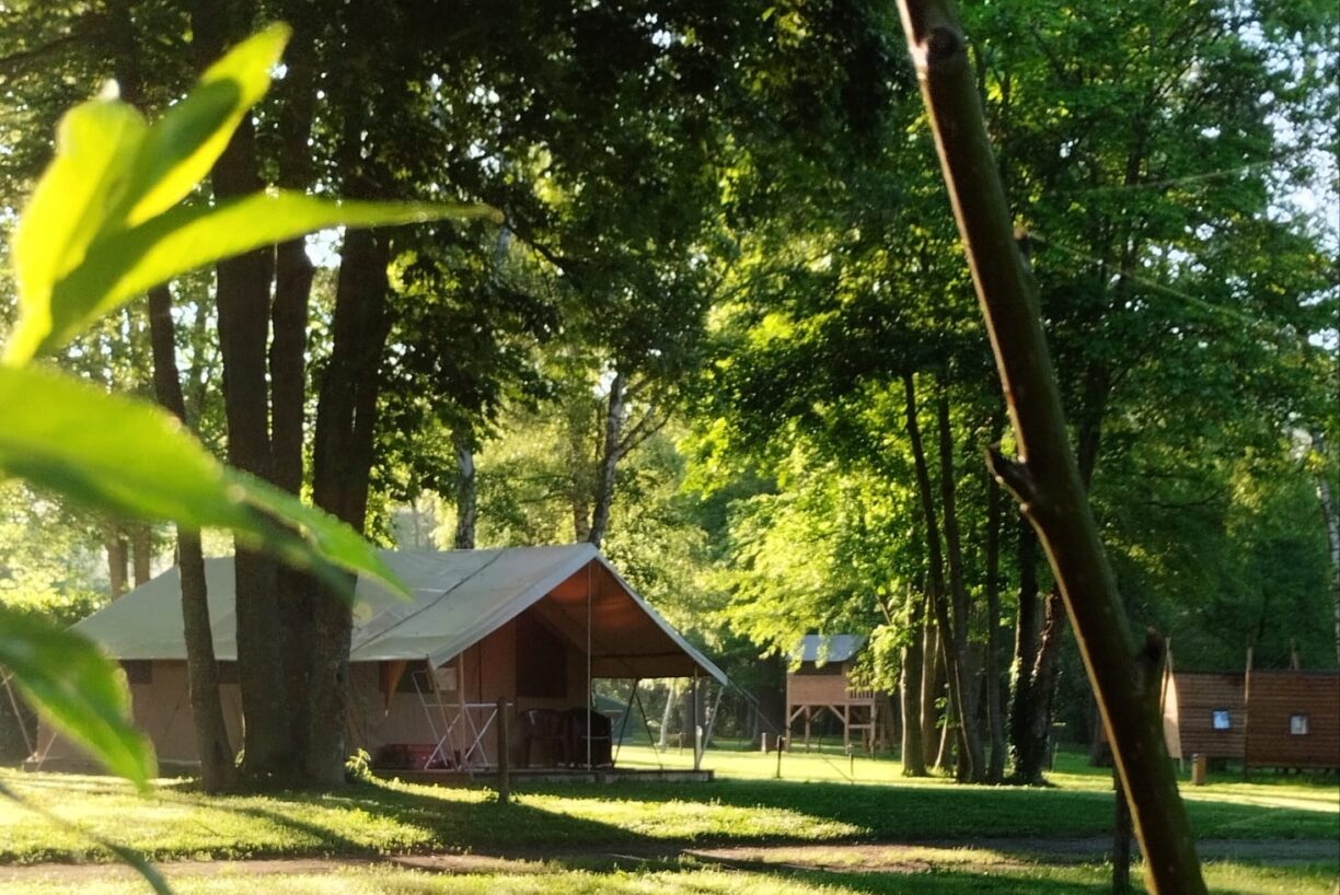 Camping Sauxillanges L'eau Mère - Bild 14 Camping Sauxillanges L'eau Mère - Bild 14