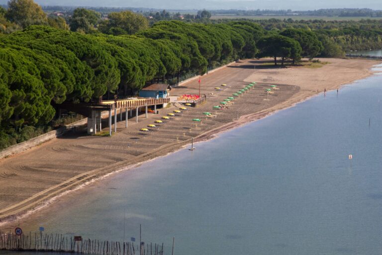 Camping Village Belvedere Pineta - Bild 15